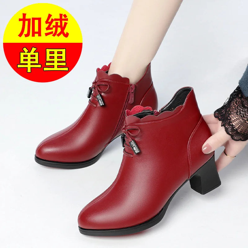 Middle-aged Elderly Mothers Winter Plush Warm Non-slip Leather Boots Zpaxo