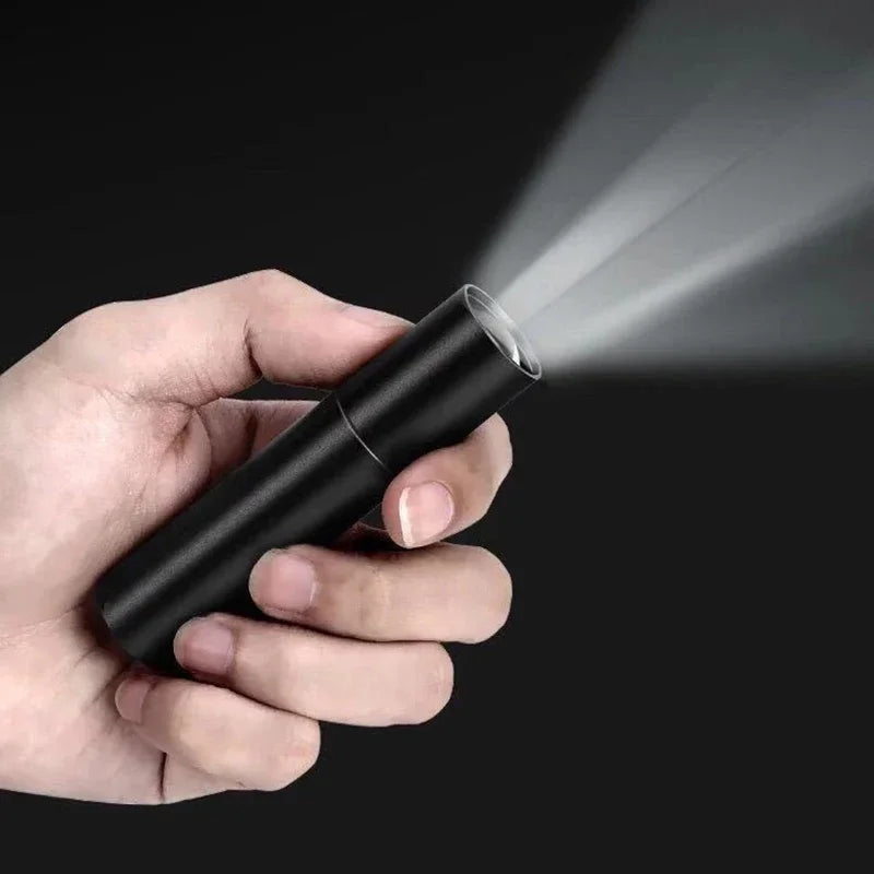 Mini USB Rechargeable LED Flashlight – Zoomable Pocket Torch 600LM