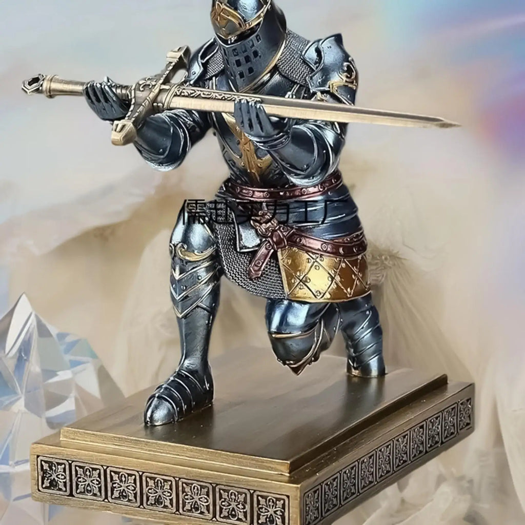 Cool Pen Holder Kneeling Pose Crayon Stand Knight Statue for Paper Pencils Table Painting Brush Workplace Classroom School Craft Zpaxo