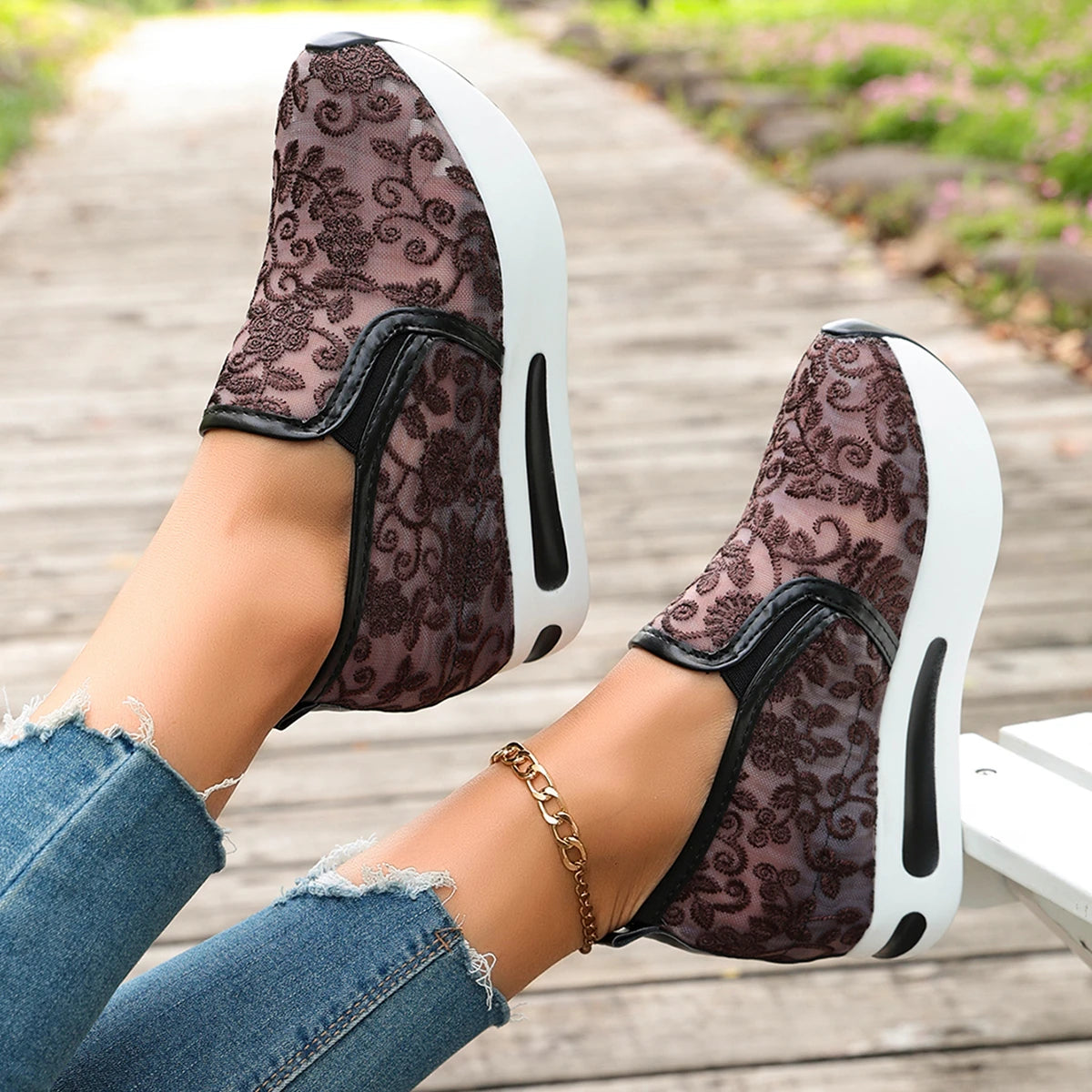 Women Sneakers Embroidery Platform Loafers Comfortable Trend Plus Size Women Shoes Mesh Lace Flats Slip on Wedge Female Shoes Zpaxo