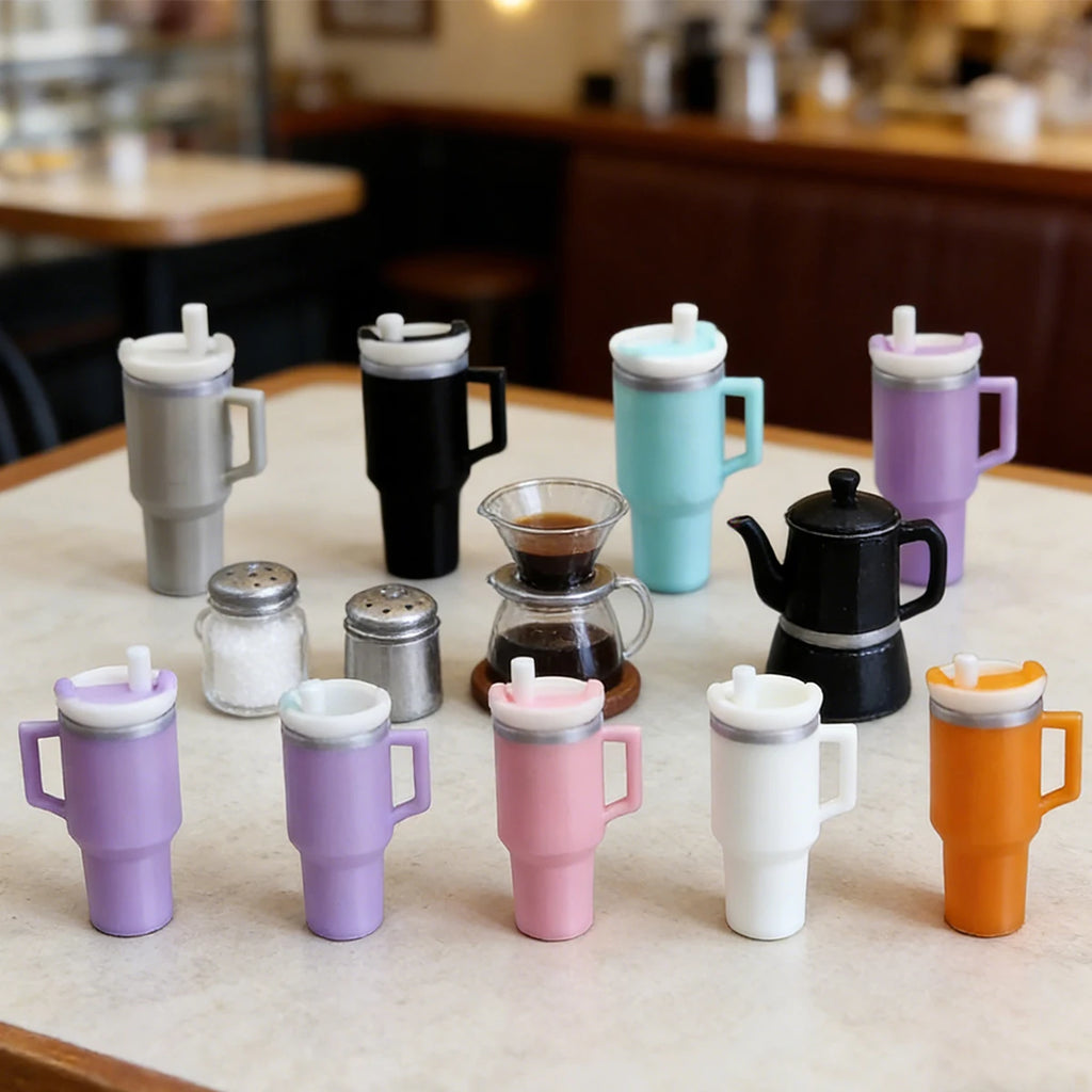 Mini Tumbler with Straw – 1:12 Dollhouse Drink Accessory