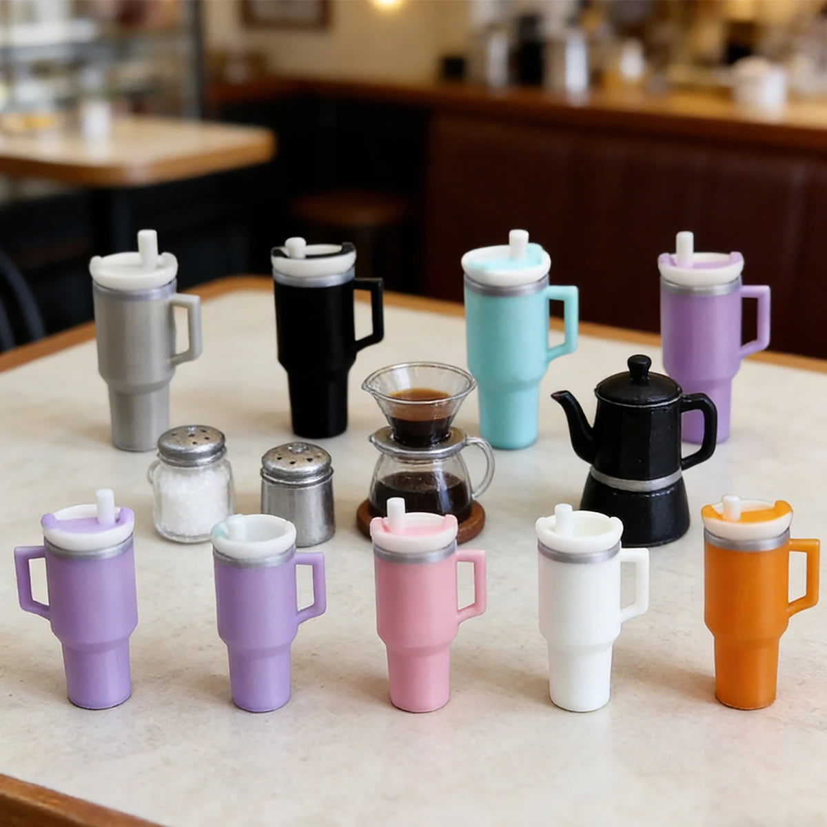 Mini Tumbler with Straw – 1:12 Dollhouse Drink Accessory