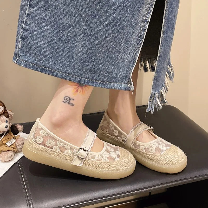 Round Closed Toe Women's Comfortable Embroidery Single Shoes Women Zpaxo