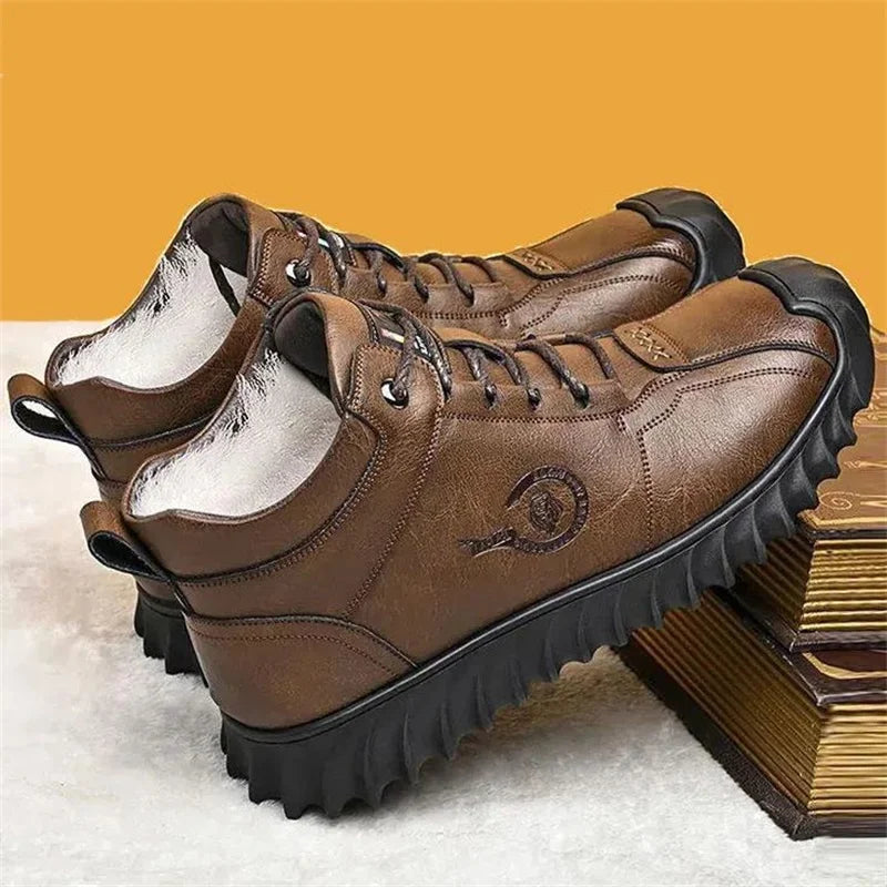 CINESSD Warm Winter Velvet Men's Snow Boots Non-slip Leather Thick Zpaxo Brown 43(Foot 26.5cm) China Mainland