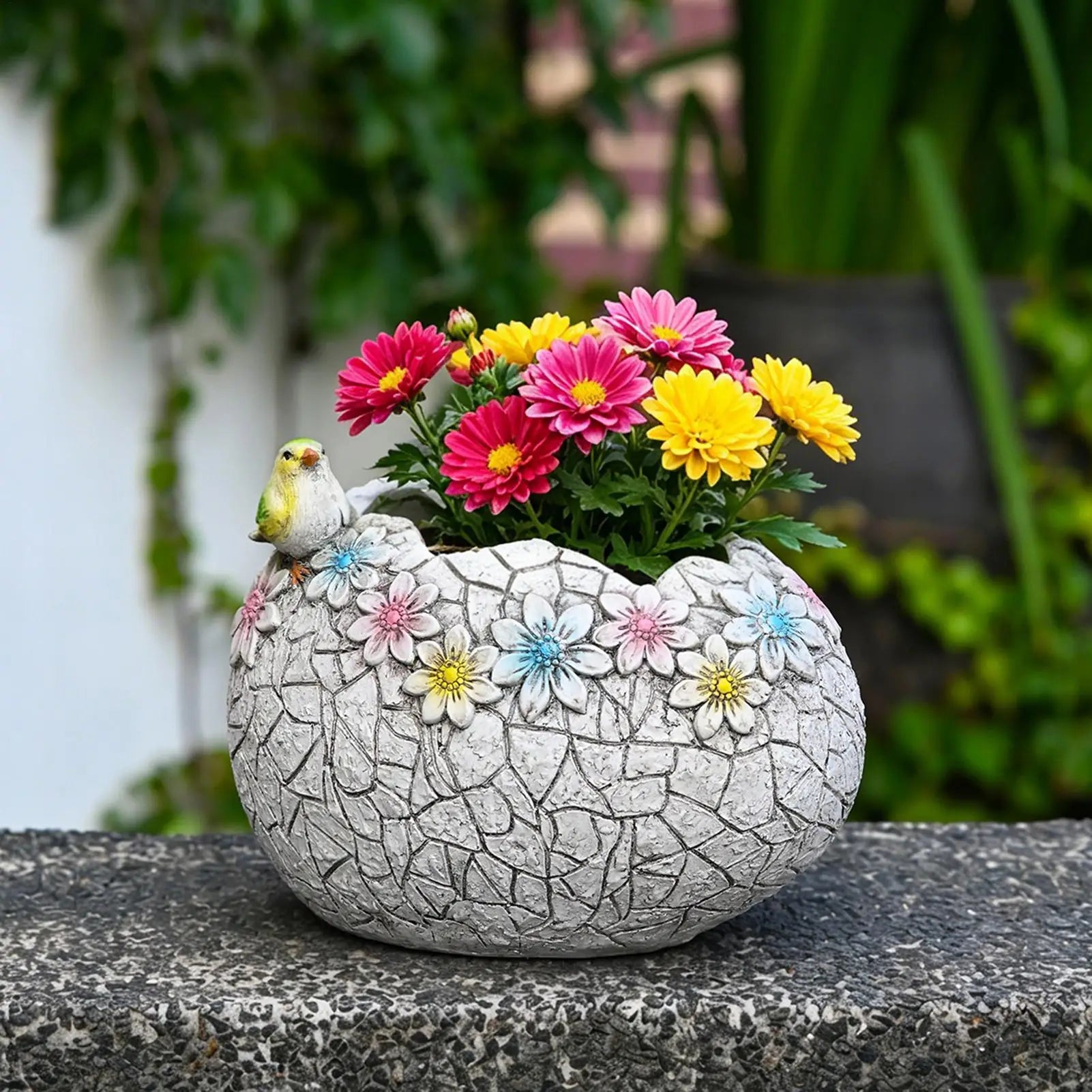 Resin Planters Outdoor Plants Cracked Egg Shell Funny Patio Flower