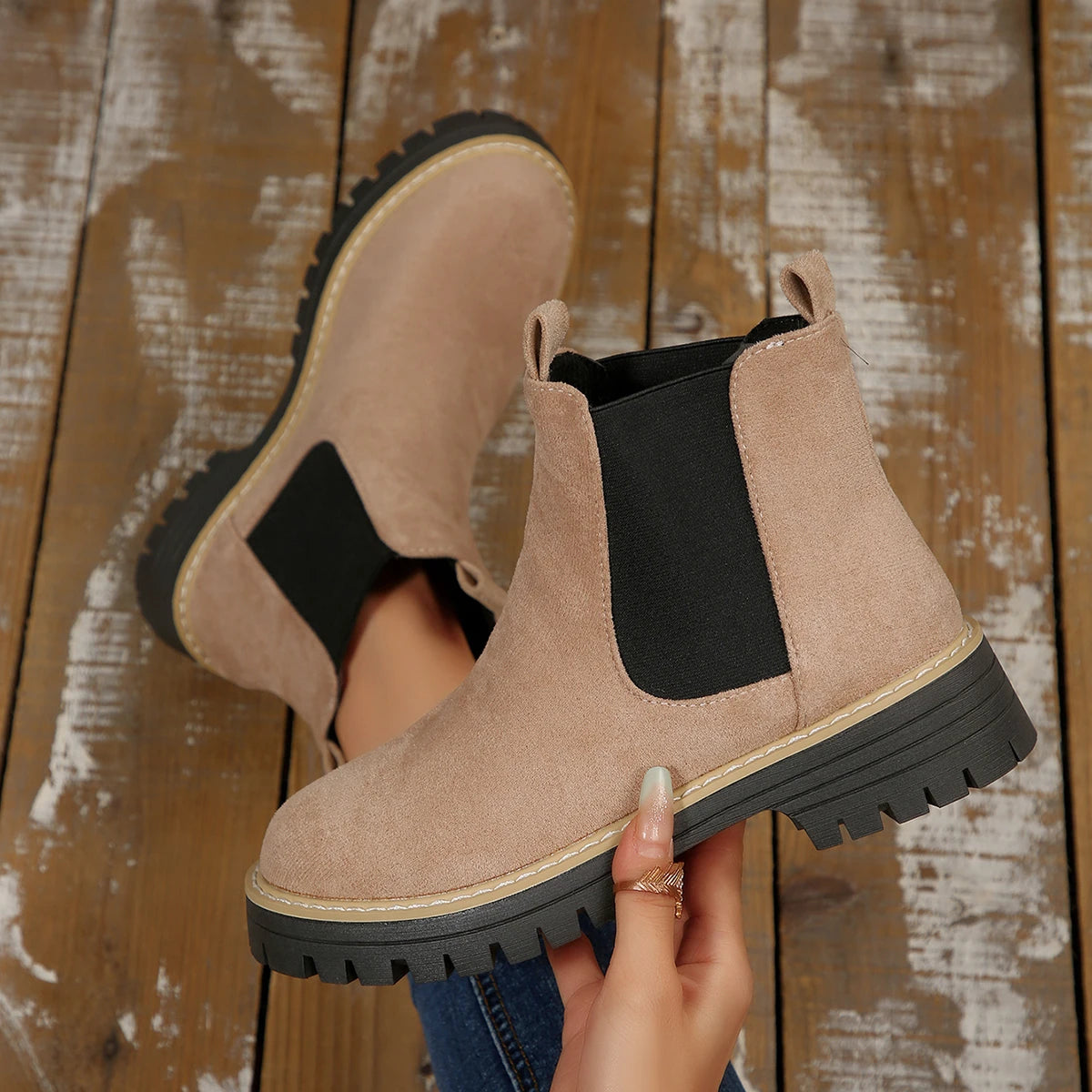 2025 New Women Boots Thick Sole Casual Chelsea Boots Autumn Outdoor Shoes Women Chunky Heel Platform British Style Ankle Boots Zpaxo Beige 43