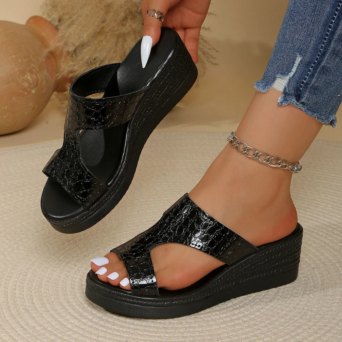 Summer Ladies Wedges Sandals Fashion Designer Shoes for Women Lightweight Peep Toe Outside Slippers Female Platform Sandals Zpaxo