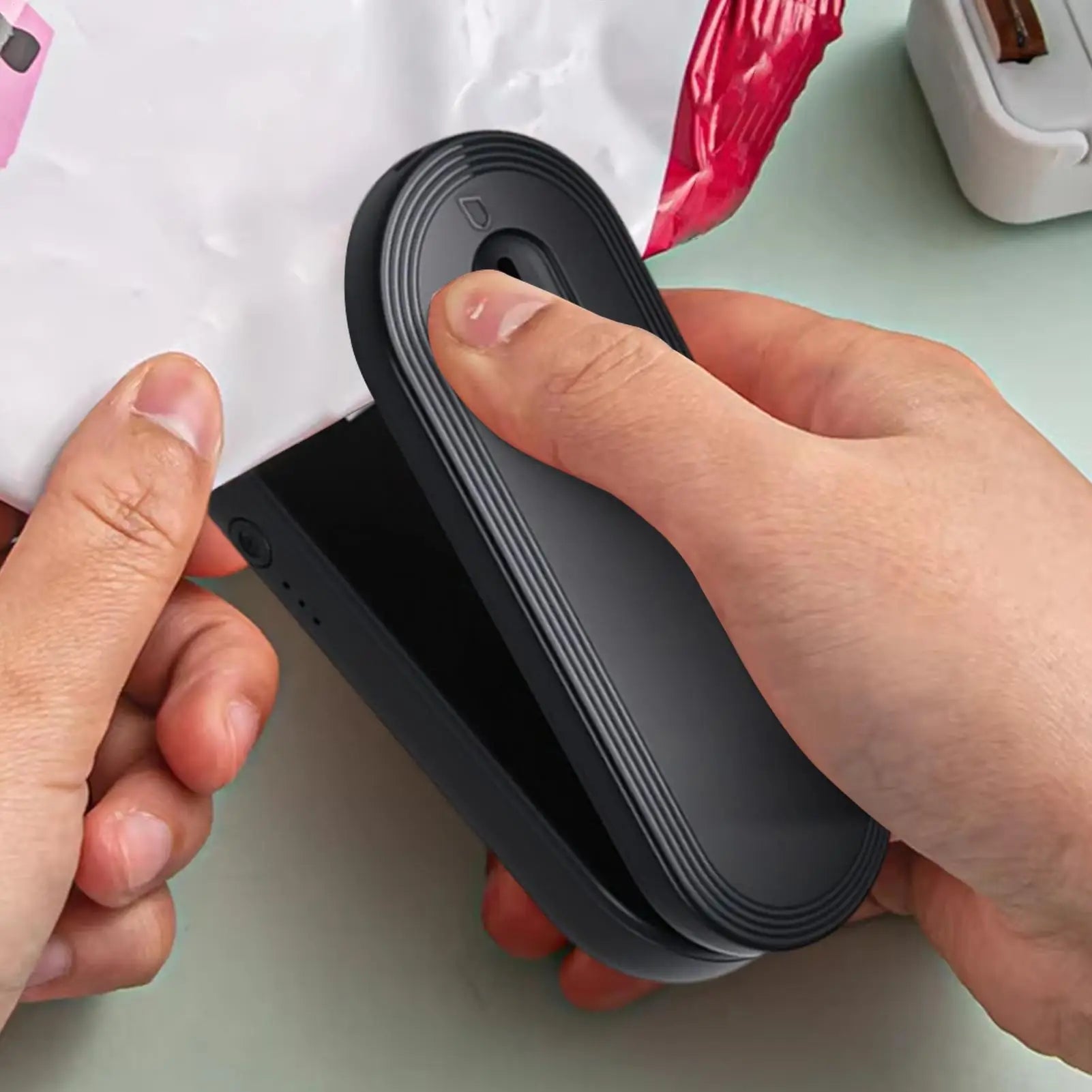 Chip Sealer Rechargeable Food Saver Kitchen Machine Snack Bag Sealer With Cutter And Magnet For Home Pantry Travel Camping Meal Zpaxo