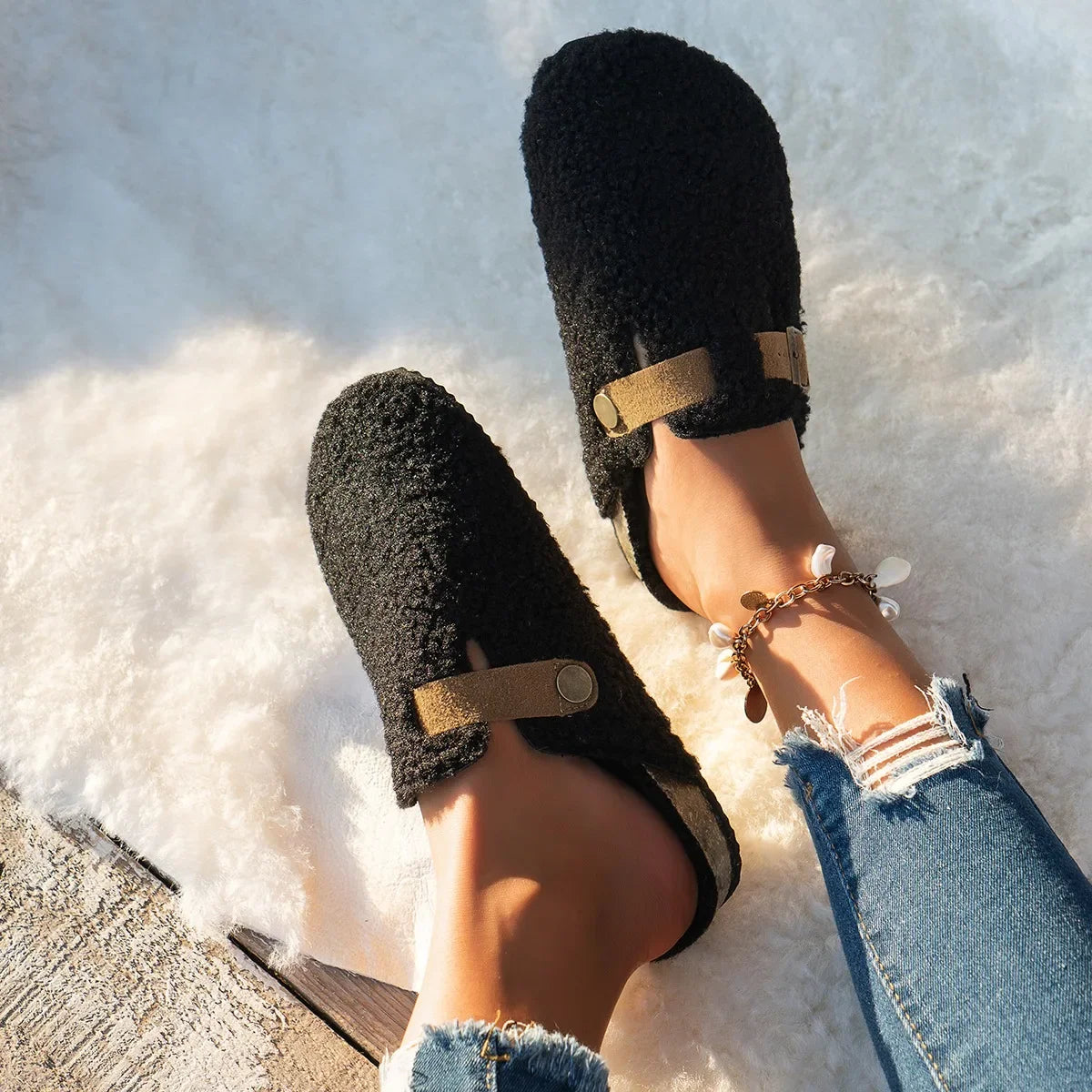 Women Slippers Winter New Mules Fur Shoes Buckle Platform Walking Plush Ladies Slides Women Casual Warm Indoor Boots Women Zpaxo