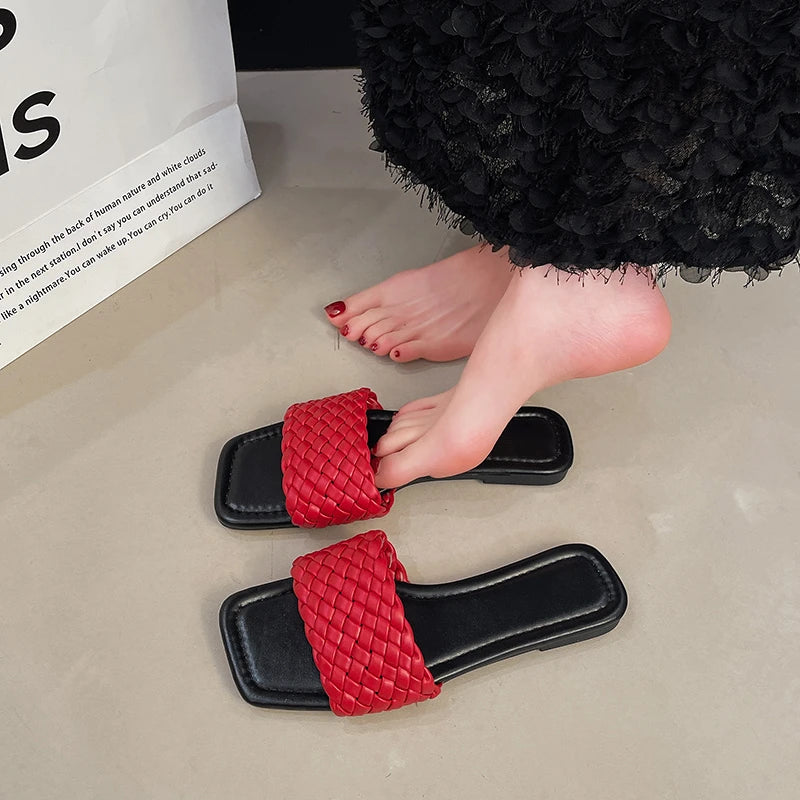 Women's Slippers 2025 Summer Selling Sexy Braided Red Square Toe Flat