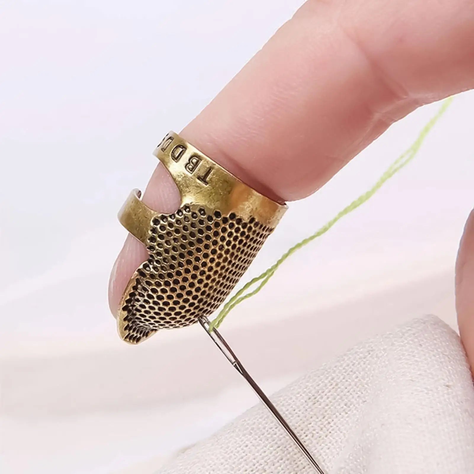 2Pcs Adjustable Sewing Thimble Retro Sewing Finger Protection Cover Needle Thimble Ring Handmade DIY Craft Embroidery Sewing Zpaxo