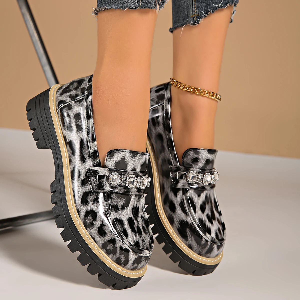 2025 New Women Loafers Thick Heel Casual Shoes Spring Autumn Retro Flats Shoes Women Round Toe Rubber Outsole Sneakers Women Zpaxo GRAY 43