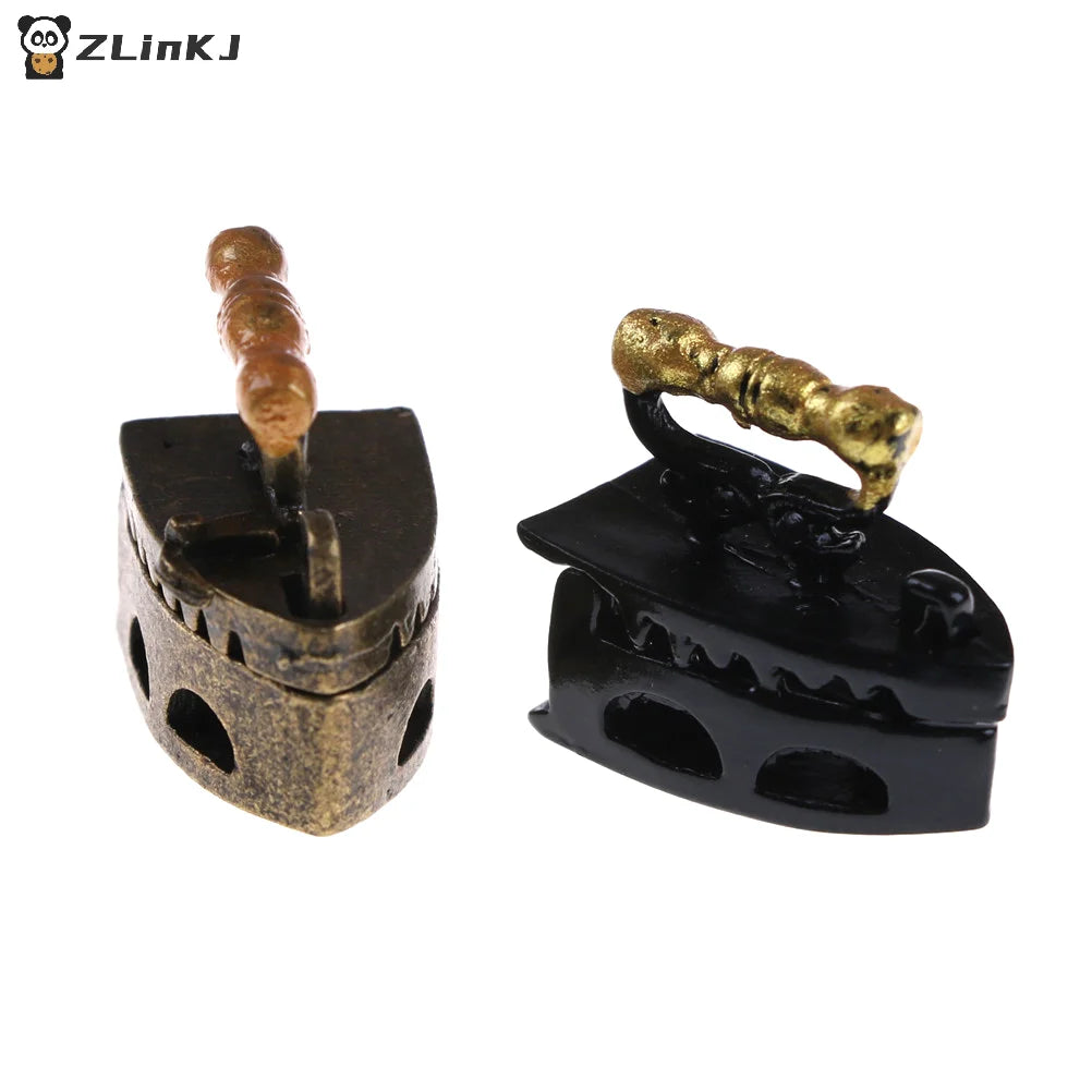 ▶1Pc 1/12 Dollhouse Miniatures Accessories Mini Steam Iron Simulation Flatiron Model for Doll House Decoration Zpaxo