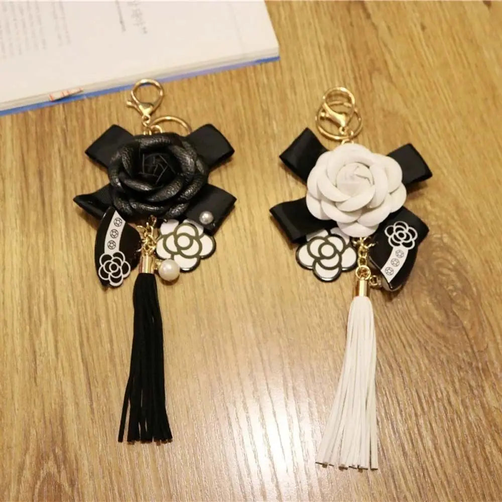 Woman Black Car Key Ring Gifts Bag Ornaments Jewelry Key Chain Bag Pendant Flower Keyring Camellia Key Chain Zpaxo