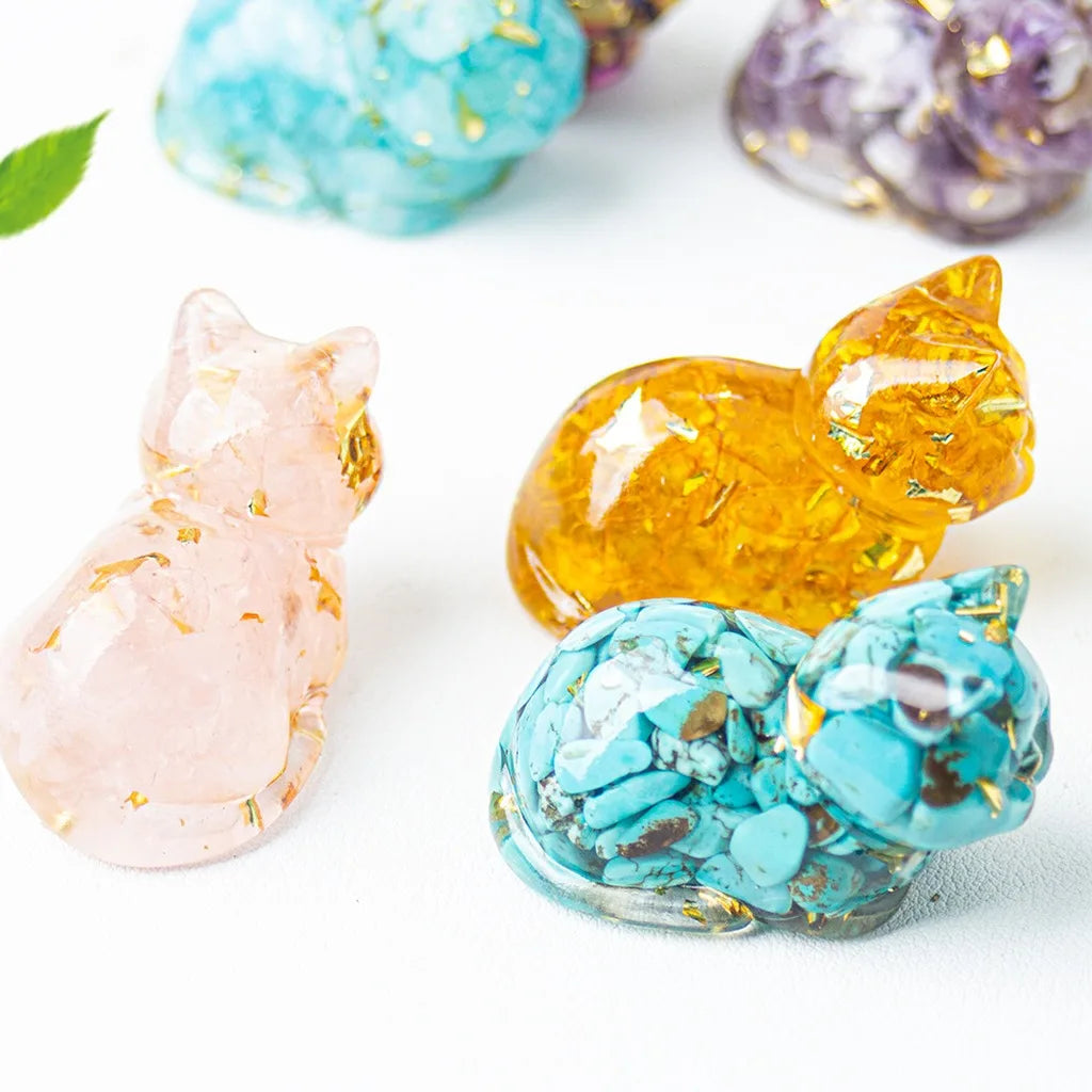 Crystal Chip Epoxy Lying Cat Figurine | Desktop Décor Gift Cat Figurine Zpaxo