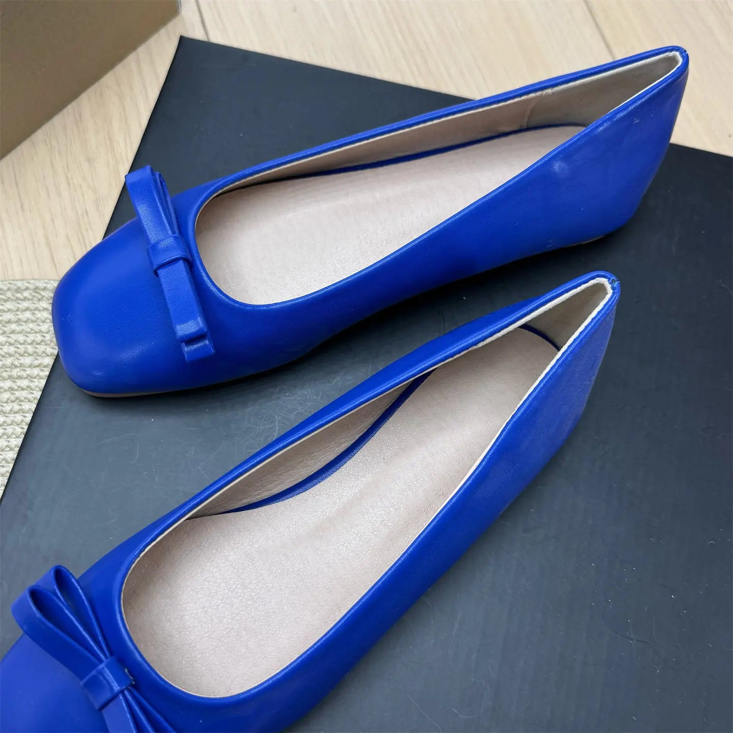 Flat Shoes for Women Spring and Autumn 2026 New Retro Square Toe Bow Ballet Shoes for Women Flat Plus Size Women's Shoes Zpaxo
