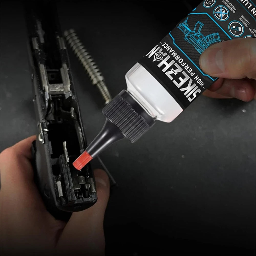 CLP Clean Lubricant ＆Preservative All in One Gun Lubricating Oil with Precision Needle Tip Oiler for Rifle Pistol Shot Gun Care Zpaxo