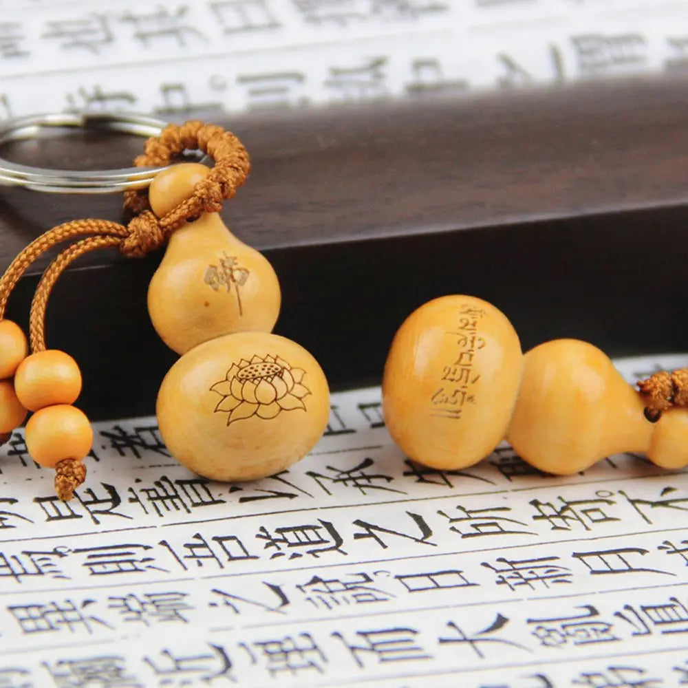Gifts High Quality Ornaments Key Chain Car Key Ring Wishful Peach Wood Keyring Chinese Traditional Keychain Good Luck Gourd Zpaxo 06