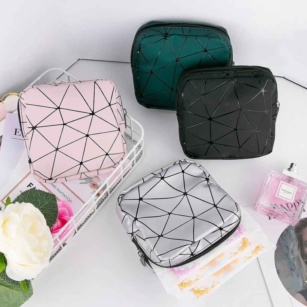 Women's Mini Sanitary Pouch – Discreet Tampon & Pad Organizer