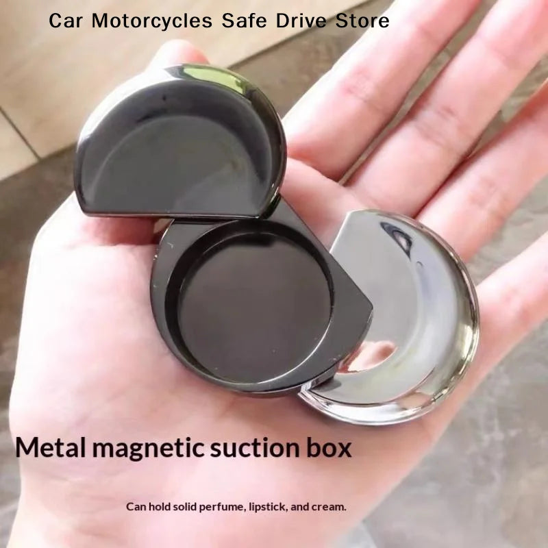 M1 Moon Shaped Zinc Alloy Balm Container Polished Surface Slide Lid