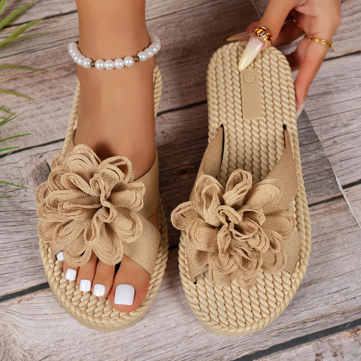 Lightweight Women Slippers Fashion Trend Flip Flops Vacation Holiday Zpaxo
