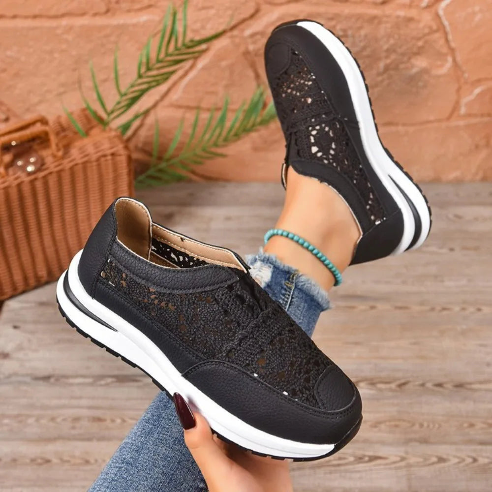 Women's Thick Soled Shoes Fashion Hollow Out Embroidery Slip-on Board