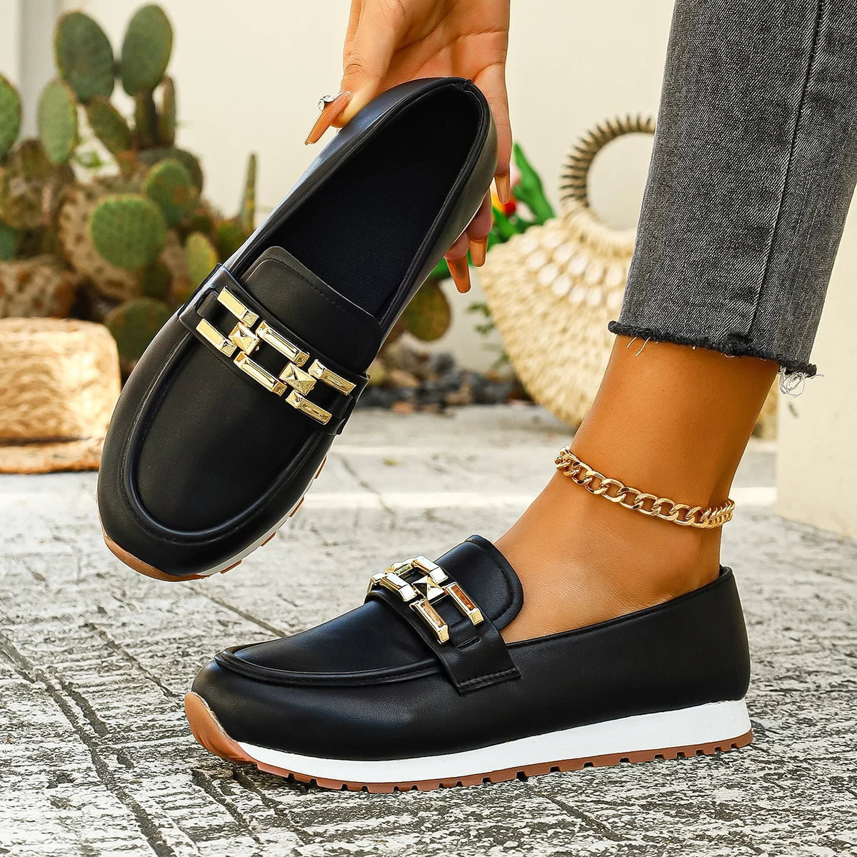 Women Sneakers Luxury Metal Lightweight Loafers Women Comfortable Non Slip Sneakers Woman Spring Autumn Plus Size Flat Shoes Zpaxo