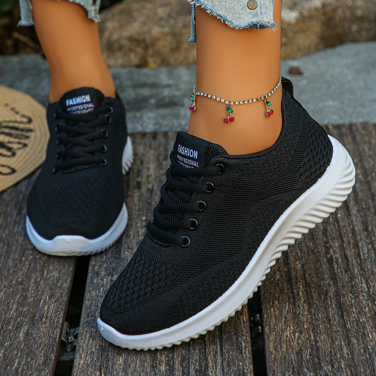 Women Sneakers 2025 New Walking Plus Size Shoes Woman Lace Up Round Toe Sneakers Women Fashion Lightweight Designer Shoes Women Zpaxo