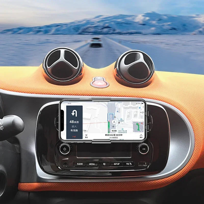 Auto-Clamping Qi Wireless Car Mount – Mercedes Smart 453 & 451