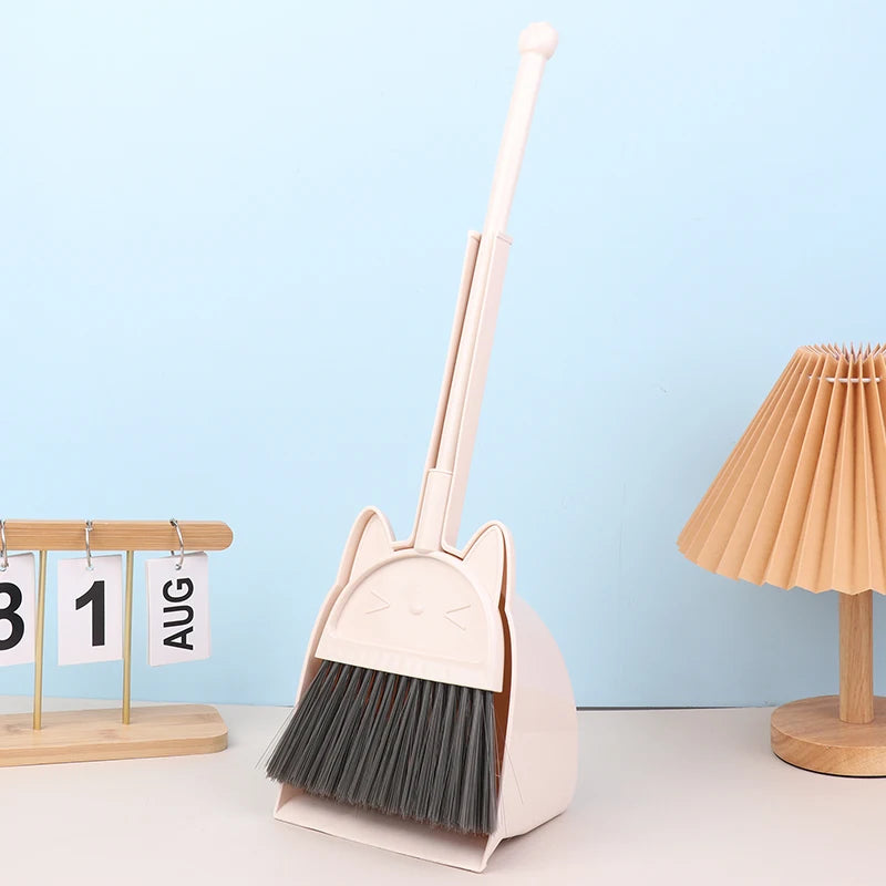 【X】1 Set Cartoon Flexible Bristles Kids Pretend Play Toddlers Indoor Outdoor Floor Sweeping Tool Kit Mini Children Broom Dustpan Zpaxo Set Beige