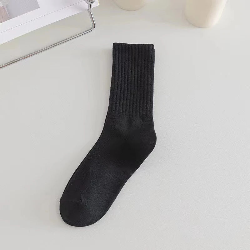 2 Pairs Women Cotton Socks Medium Tubes Knitted Loose Soft Crew Zpaxo black One Size