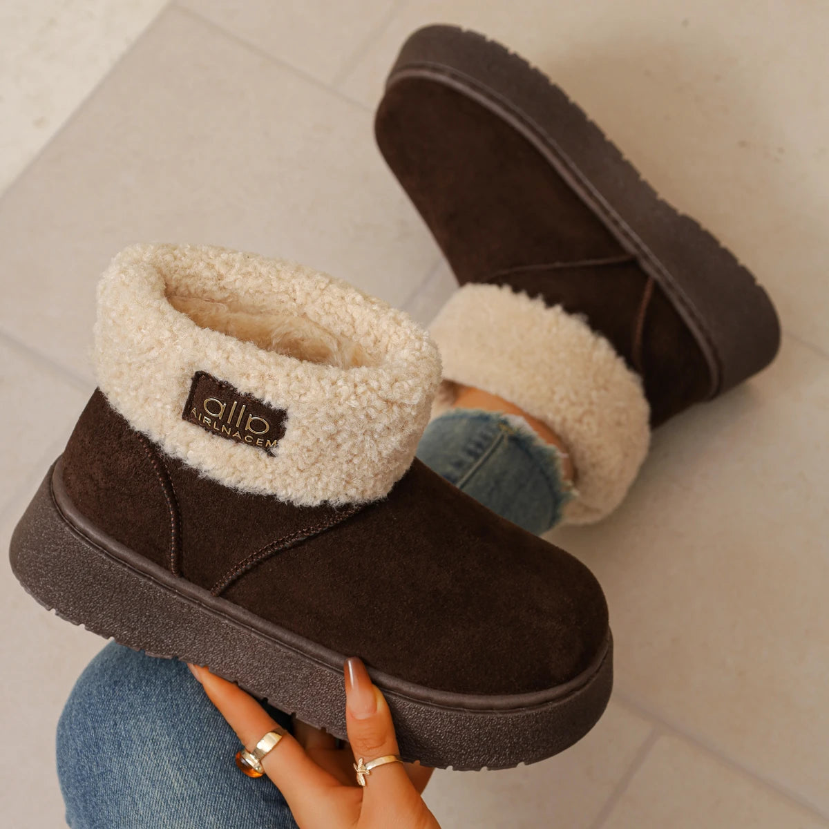 Women Ankle Boots Winter Fleece Lined Plush Cotton Shoes Fashionable Thick Bottom Short Snow Boots Women Casual Round Toe Shoes Zpaxo
