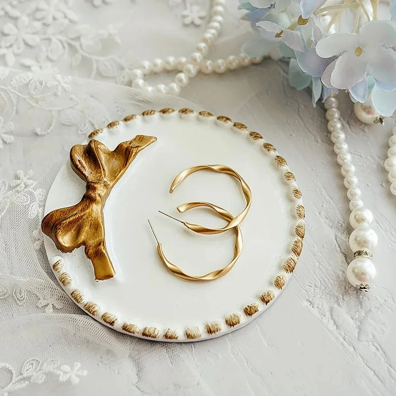 Circular Bow Jewelry Tray Necklace Earring Storage Display Prop