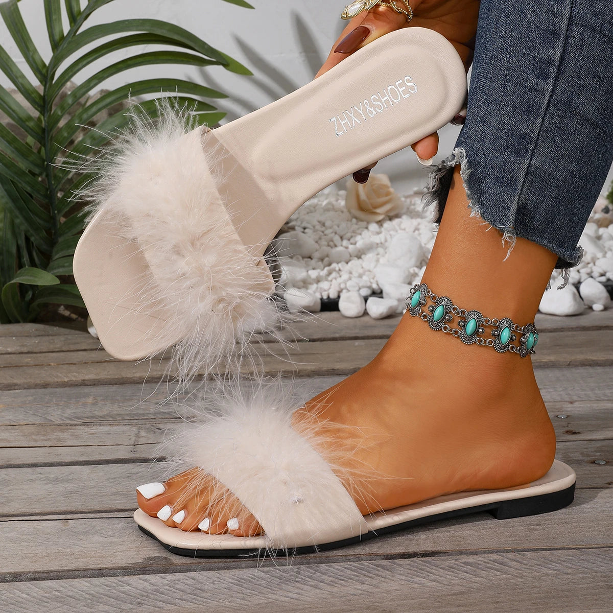 2026 New Peep Toe Women Slippers Fur Fashion Wedding Slip-On Shoes Square Toe Slippers Lightweight Luxury Sandals Slides Women Zpaxo Beige 41