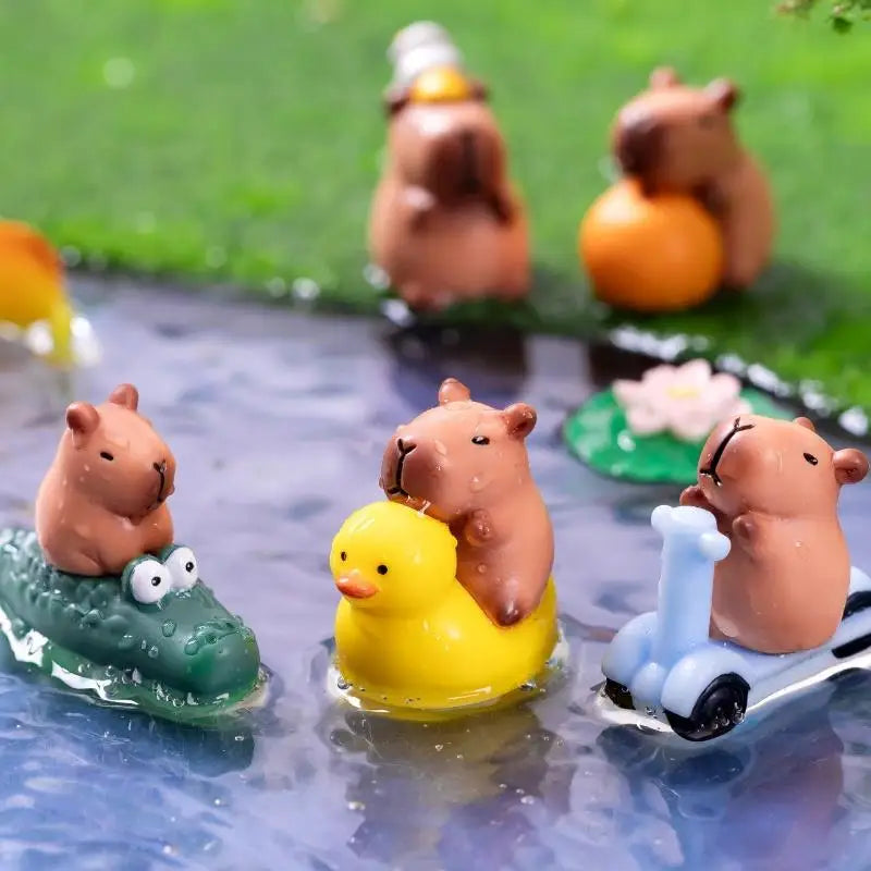Mini Capybara Resin Figurines 2Pcs | Fairy Garden & Moss Decor