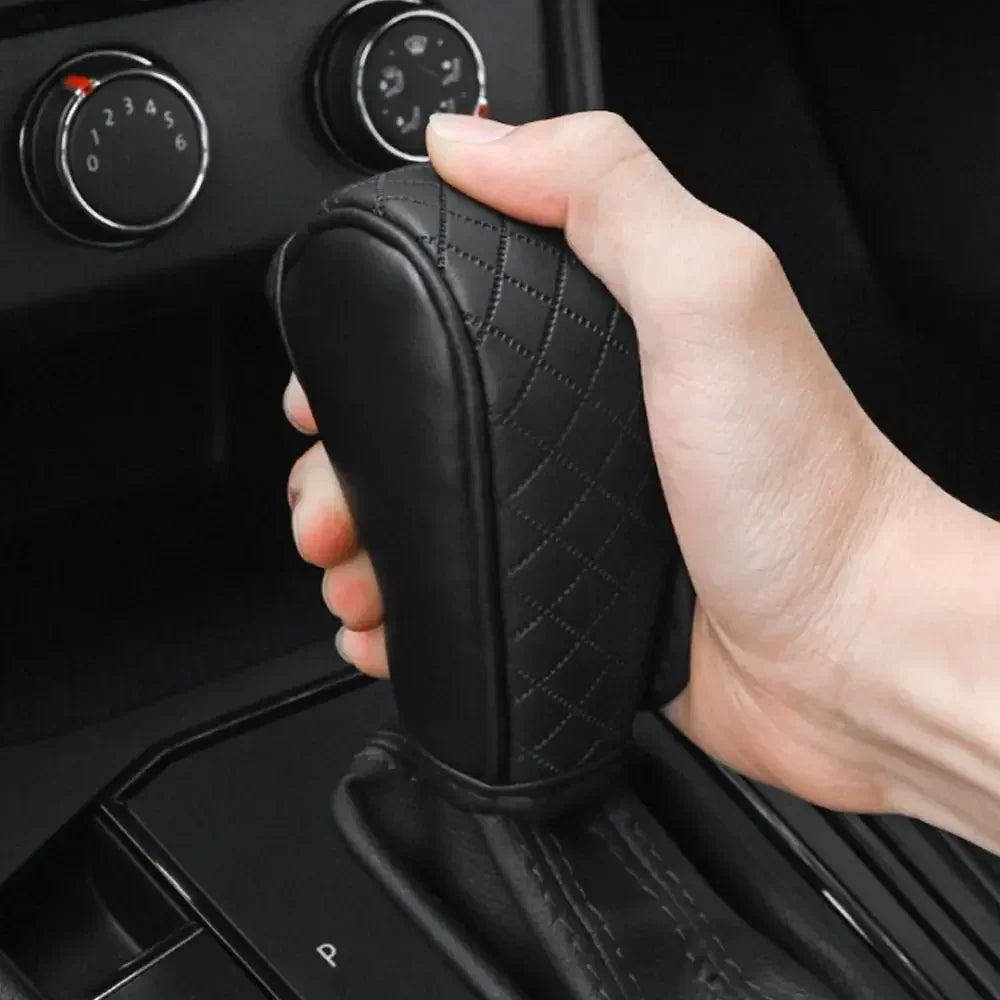 PU Leather Gear Shift Knob Cover – Universal Non-Slip Car Decor