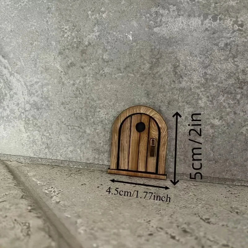 2D Flat Fantasy Mouse Door Decoration Mini Wooden Wall Art Unique Fans