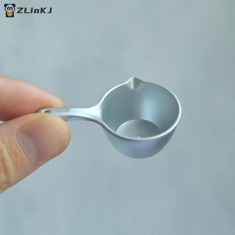▶1 Set 1/6 1/12 Dollhouse Miniature Simulation Plastic Basin Water Scoop Model Doll House Kitchen Accessories Toy Zpaxo
