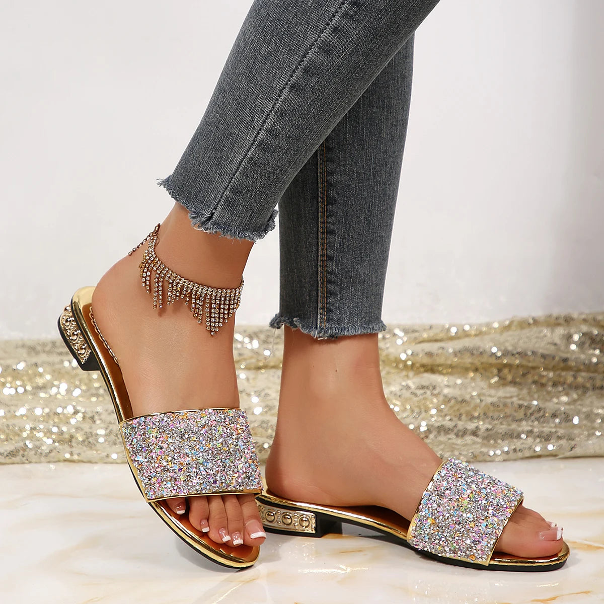 Women Slippers Luxury Designer Shiny Fashion Slippers Outdoor Slides Women Summer Bling Open Toe Shoes Glitter High Heel Sandals Zpaxo