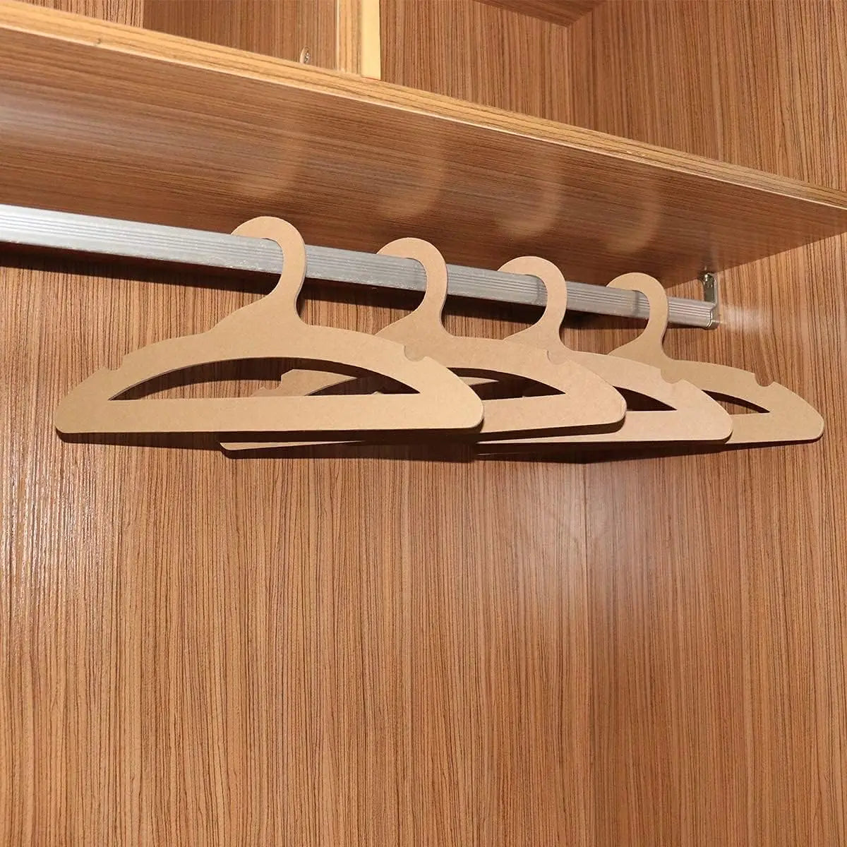 Disposable Cardboard Clothes Hangers – 10/20 Pack | Travel & Events