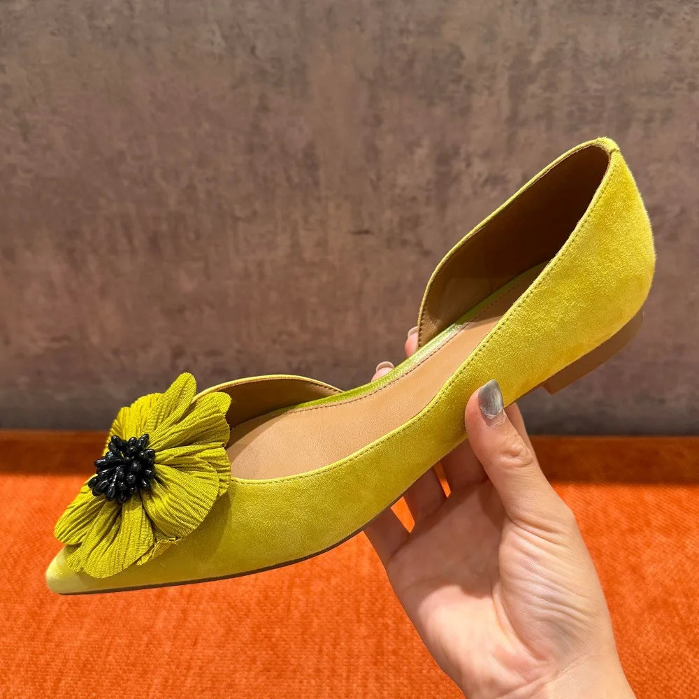 Elegant Floral Embellished Leather Flat Bottom Slip-on Shoes