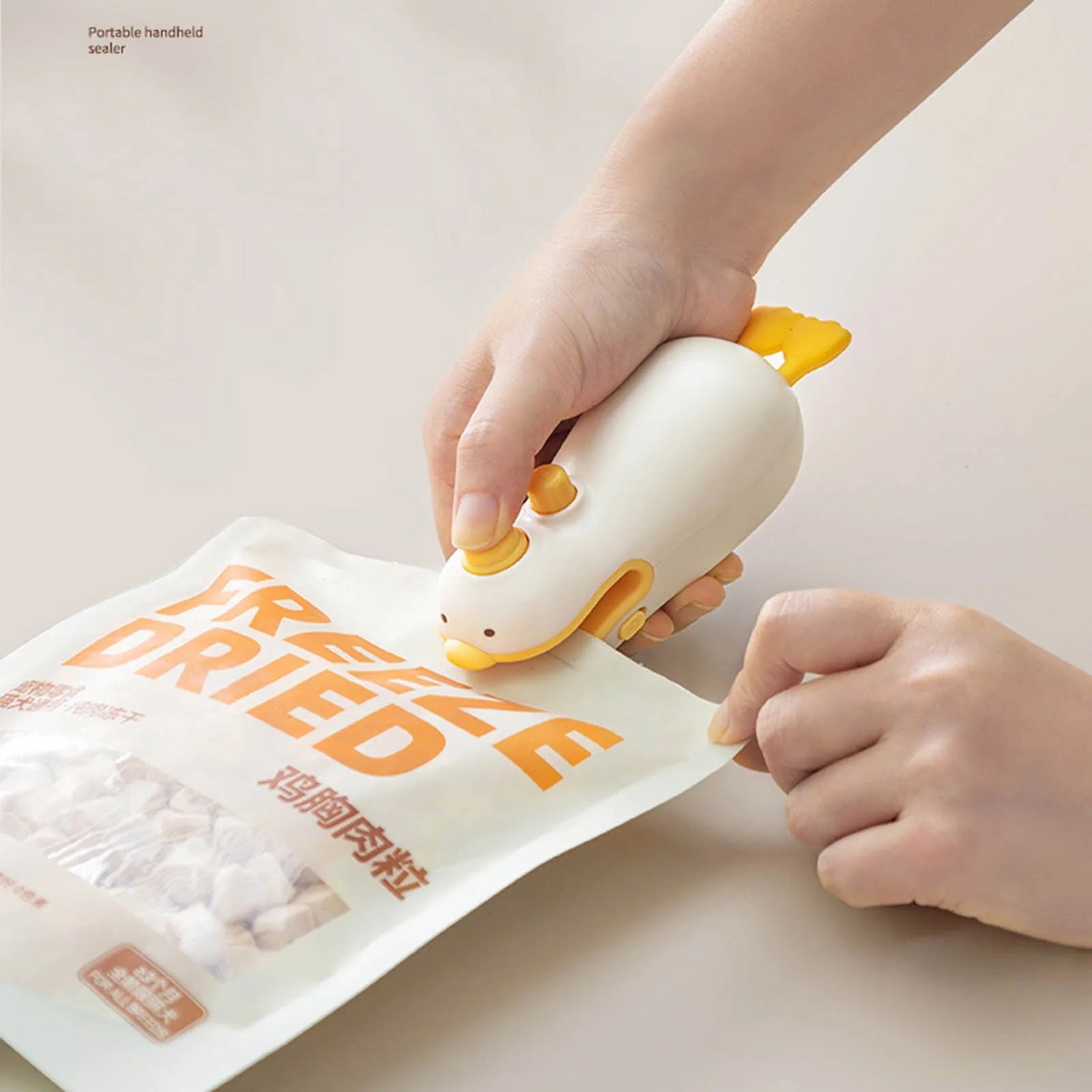 Household Portable Mini Bag Sealer Cute Duck Design 1 Chip Cutter Usb