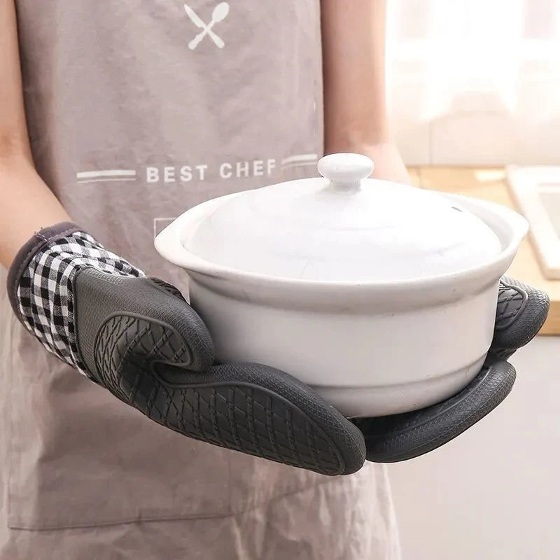 2/1pcs Silicone Insulated Glove, Anti Slip, Lengthened, Thickened, High-Temperature Resistant Kitchen Anti Scalding Device Zpaxo