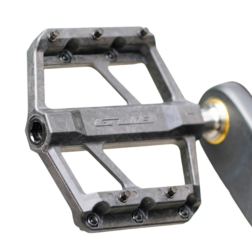 1 Pair Ultralight Mountain Bike Pedals 3 Bearings Titanium Shaft Flat