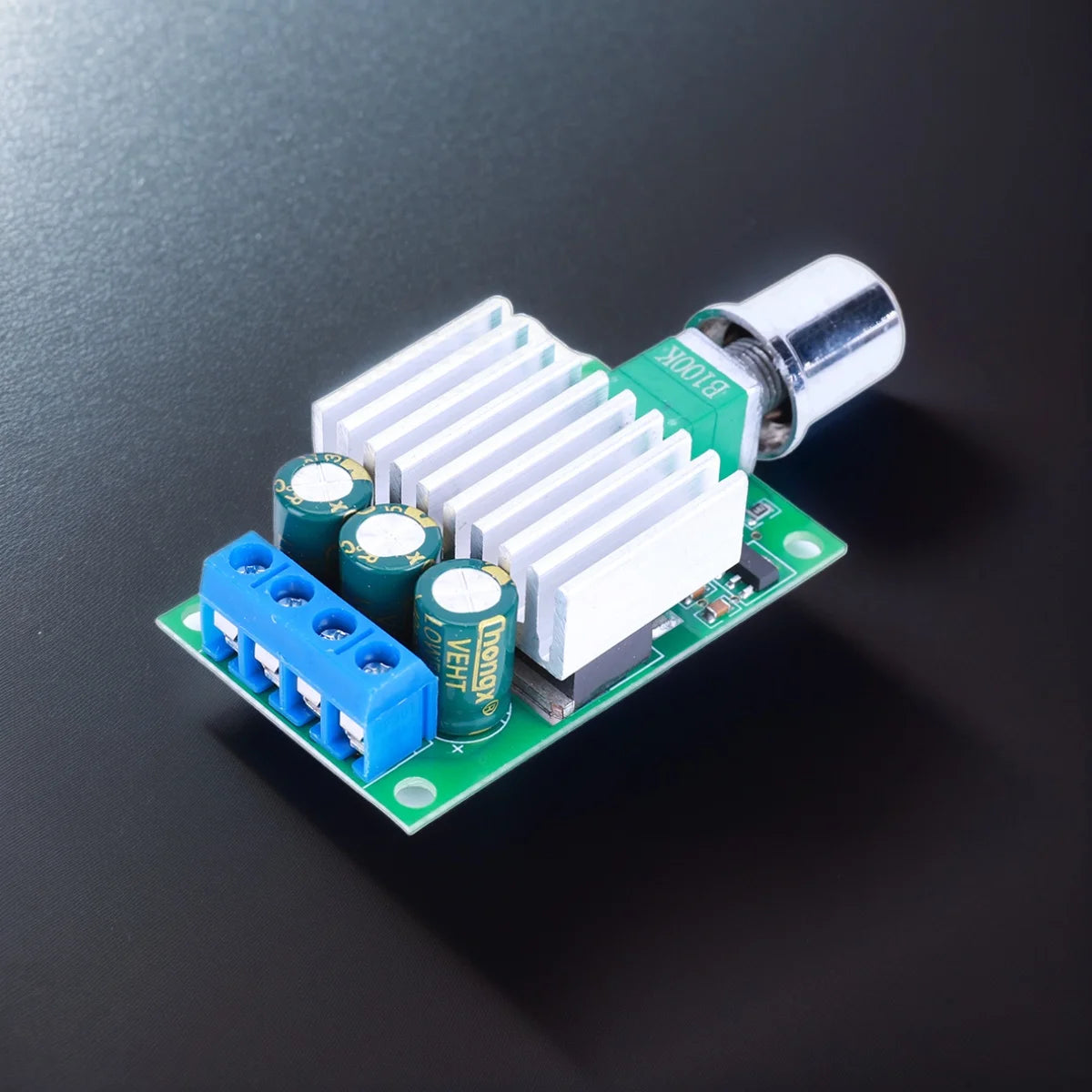 10A 12V-30V PWM DC Motor Speed Controller 12V 24V Adjustable Zpaxo