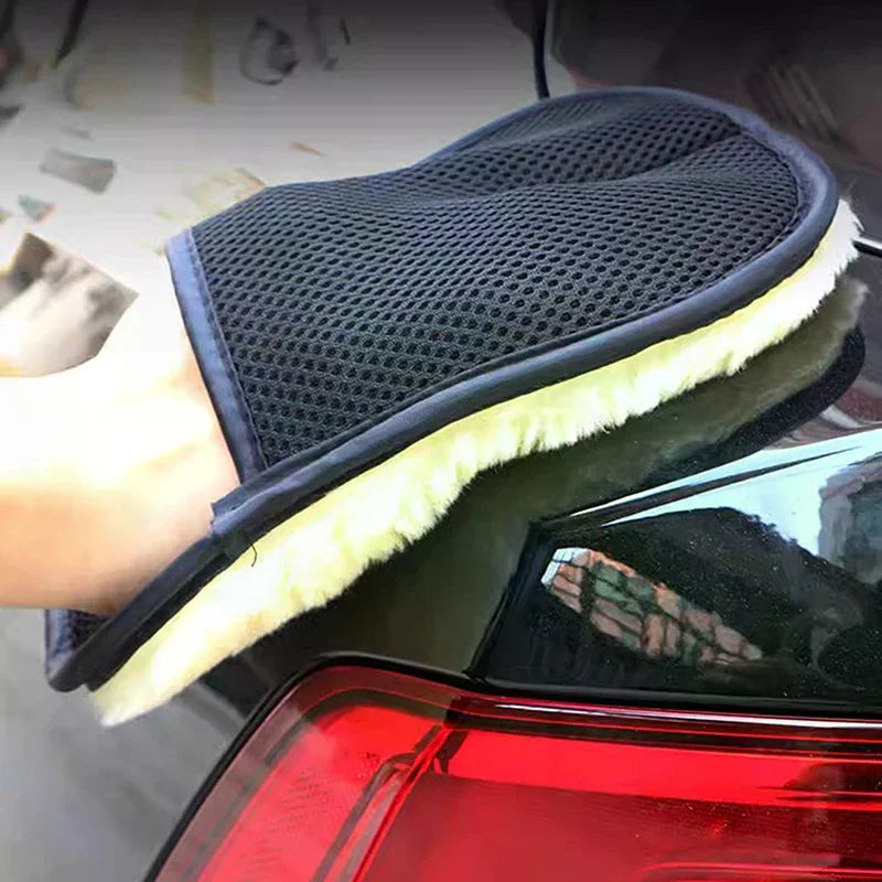 Microfiber Car Wash Mitt – Scratch-Free Polishing Glove