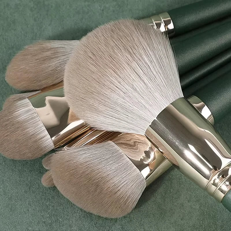14-Piece Makeup Brush Soft Nylon Bristles Foundation Eyeshadow