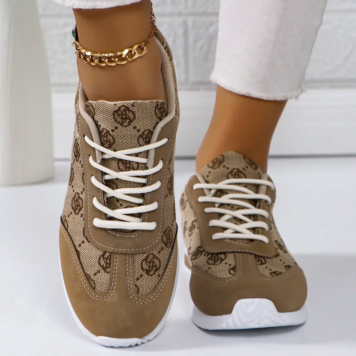 Sneakers Women Lightweight Flats Casual Comfortable Shoes Fashion