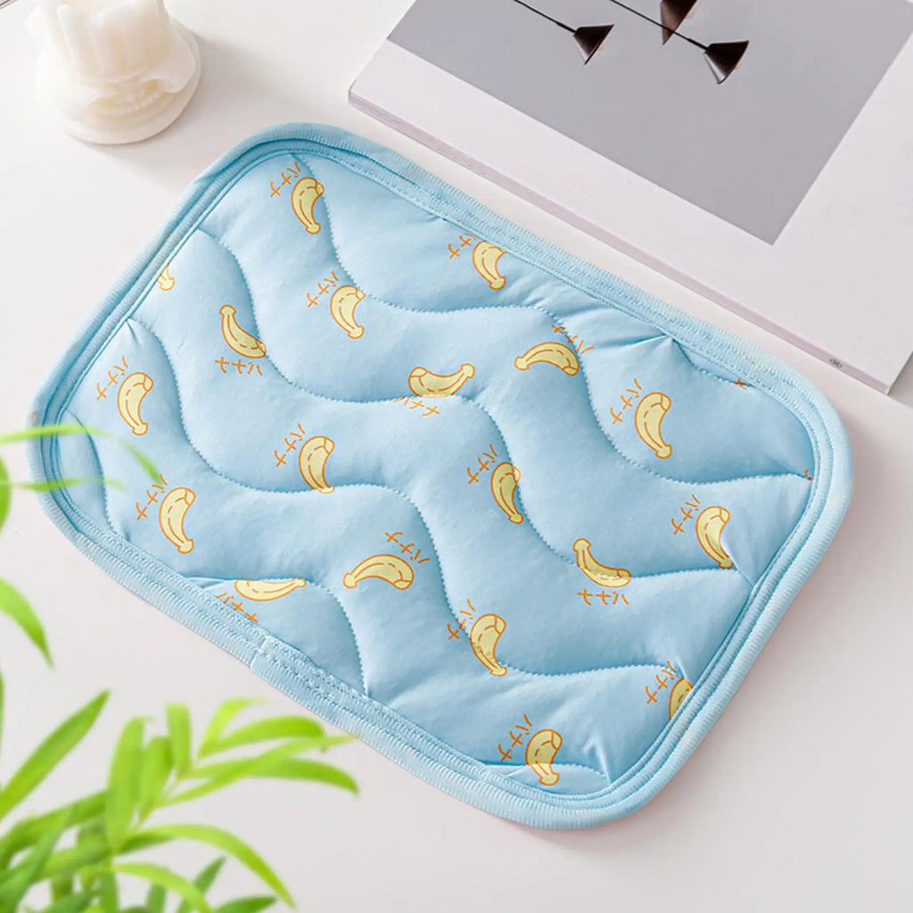 Pet Cooling Mat for Cats & Small Dogs – Ice Silk Summer Pad Pet Cooling Mat Zpaxo