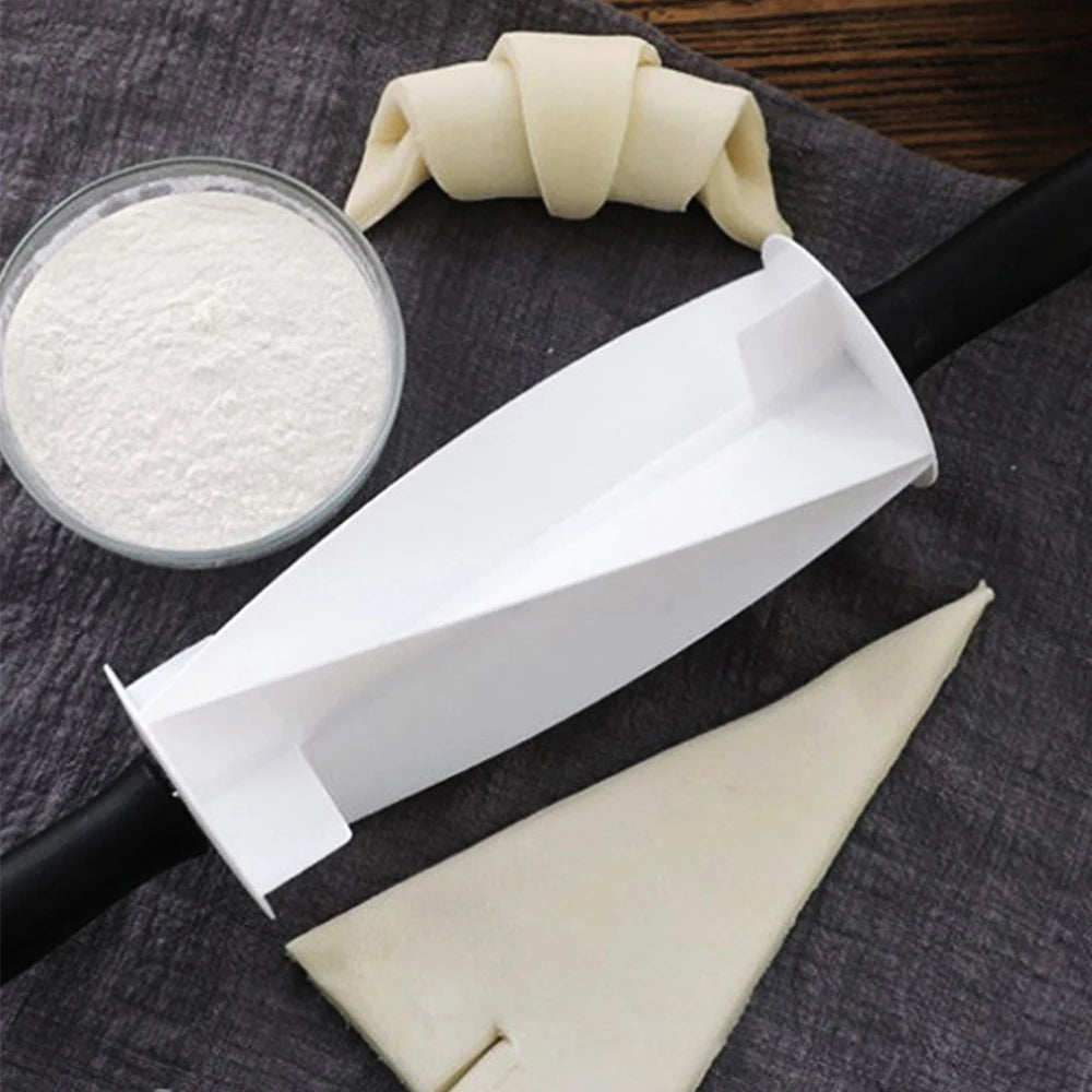 Croissant Cutter Roller Plastic Croissant Rolling Bread Dough Pastry Kitchen Baking Tool Zpaxo